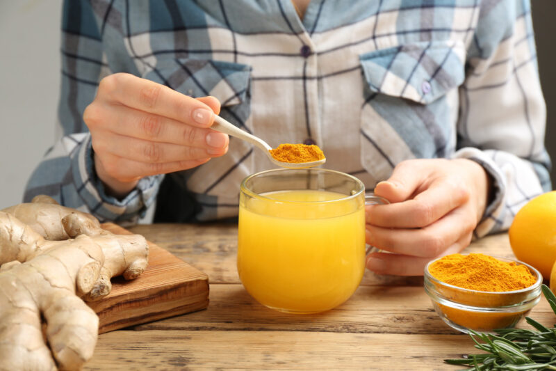 8 Reasons Why Women Should Include Turmeric in Their Diet
